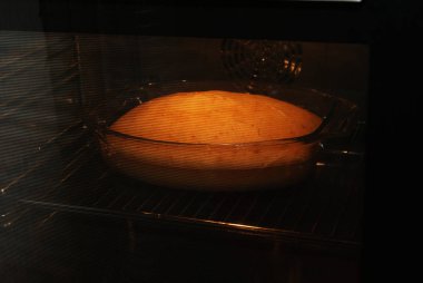 Turta ve kurabiye tabağı, evde pişirme, fırında hamur işi..