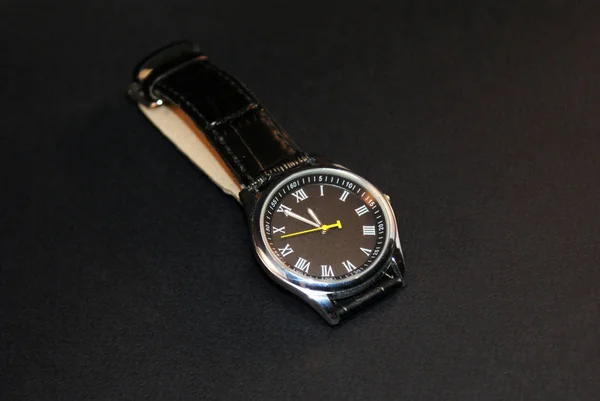 Mechanical Watch Leather Strap Black Background — Stockfoto