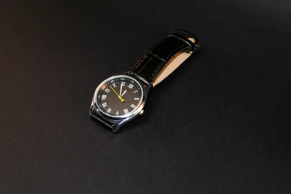 Mechanical Watch Leather Strap Black Background — Stockfoto