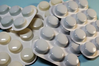 Hastalıkların ve ilaçların tedavisi için ilaçlar.