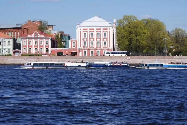 Piacere Barca Sul Fiume Neva San Pietroburgo — Foto Stock