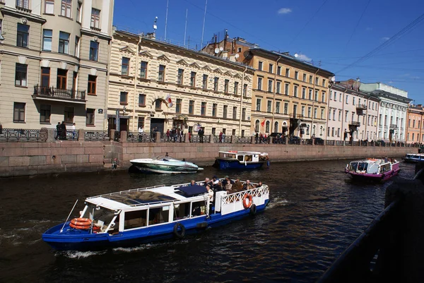 Łódź Wycieczkowa Rzece Neva Sankt Petersburg — Zdjęcie stockowe