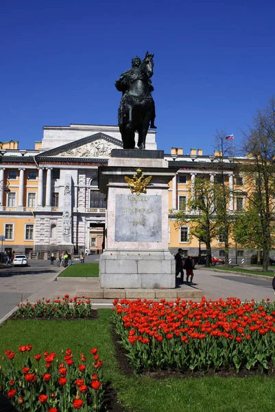 Monument Över Kejsar Peter Den Förste 1800 Nära Michailovskijs Slott — Stockfoto