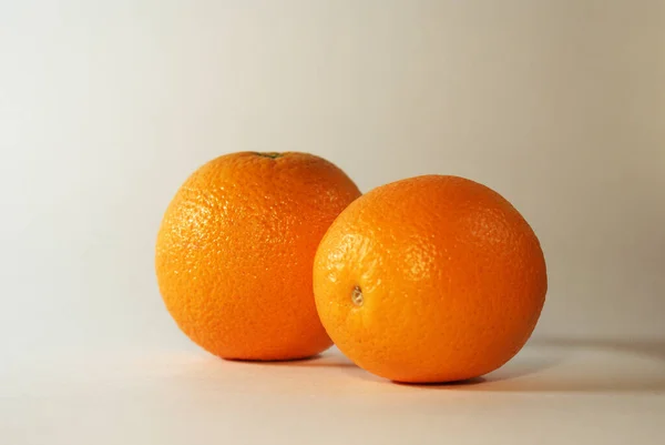 Portakal Beyaz Arka Planda Meyve Diyet — Stok fotoğraf