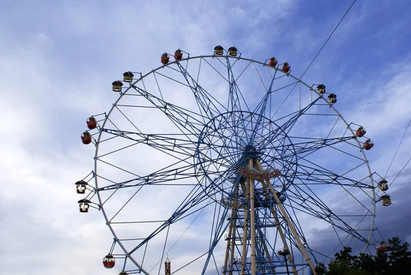 Roda Gigante Parque Diversões Parque Diversões — Fotografia de Stock