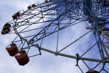 Eğlence parkında dönme dolap, lunapark.