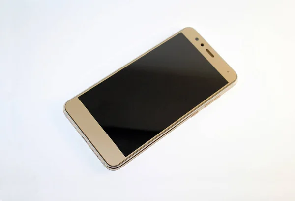 金色智能手机 白色背景的手机 现代技术 — 图库照片