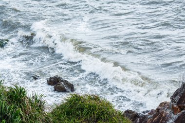 Deniz suyu ile yüksek çekim hızı çalkalama eylemi durdurmak