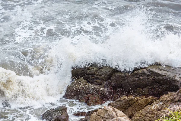 Deniz suyu ile yüksek çekim hızı çalkalama eylemi durdurmak