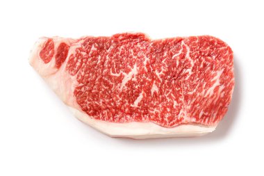 Beyaz izole Wagyu striploin biftek