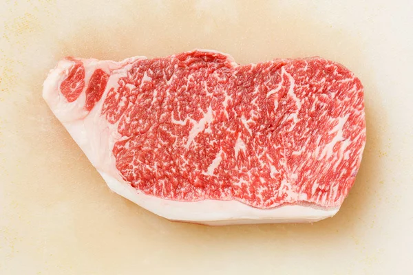 Close Wagyu Beef Striploin Steak Dirty Plastic Cutting Board — Stock Photo, Image