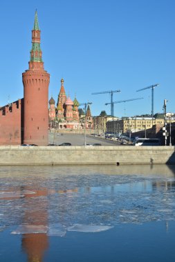 Moskova Kremlin ve Moskova Nehri. 