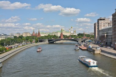 Moskova Nehri ve Kremlin. 