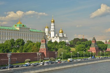 Moskova kremlin ve Moskova Nehri. 