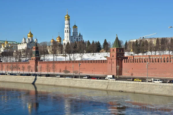 Kremlin remblai de la rivière Moscou . — Photo