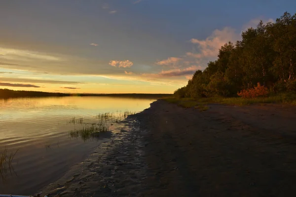 Paisagem noturna deserta . — Fotografia de Stock