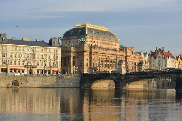 Teatro Nacional de Praga . —  Fotos de Stock