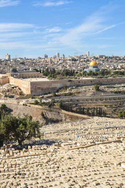 Jeruzalem Oude Stad met Olijfberg. — Stockfoto