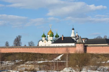Suzdal 'da bahar.