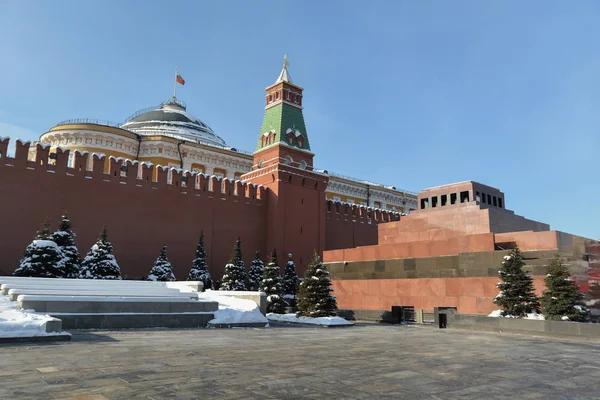 Московский Кремль - крепость в центре Москвы . — стоковое фото