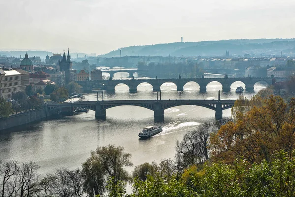 Camminando Autunno Praga Paesaggio Urbano Della Capitale Della Repubblica Ceca — Foto Stock
