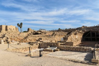 Eski Caesarea kalıntıları. Akdeniz kıyısında, İsrail 'in tarihi bir şehri..