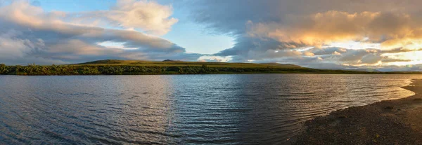 Ямал Природный Парк Речная Панорама Летний Водный Пейзаж Полярного Урала — стоковое фото
