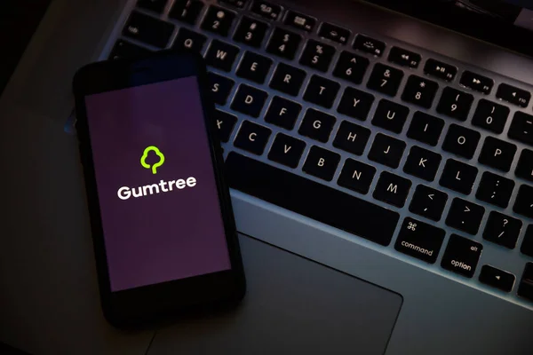 Ternopil Ucrania Enero 2020 Logotipo Marca Gumtree Colores Corporativos Pantalla — Foto de Stock