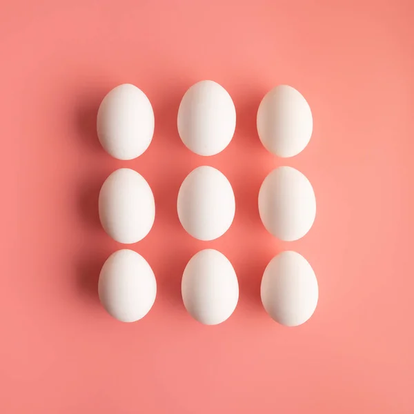 Nove Ovos Galinha Orgânicos Brancos Alinhados Três Fileiras Rechtangle Forma — Fotografia de Stock