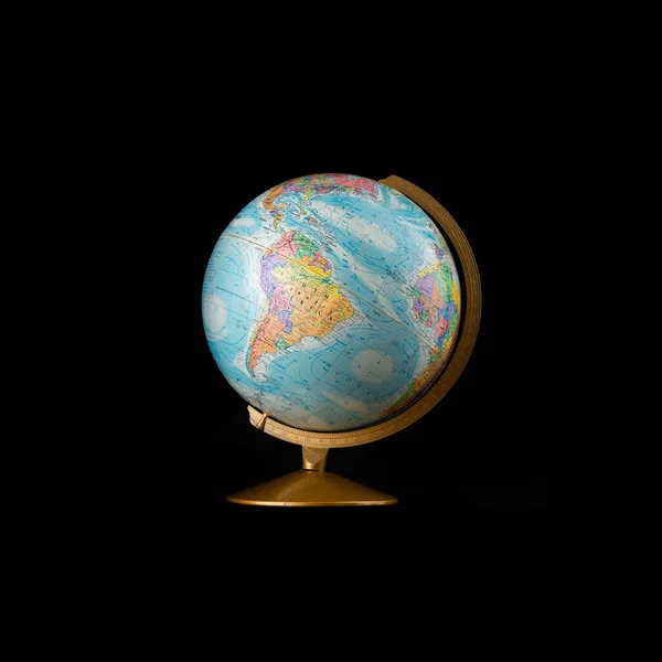 Globe Model Geïsoleerd Zwarte Achtergrond Lege Ruimte Voor Kopiëren Ruimte — Stockfoto