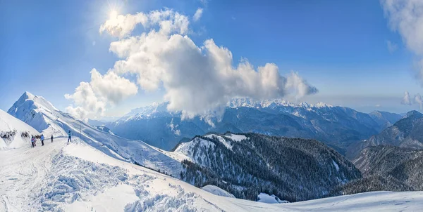 Touren und Reisen nach Russland .Sotschi ist ein beliebter Ort . — Stockfoto