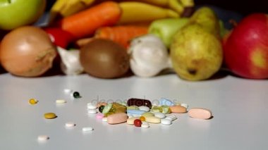 Meyve, sebze veya ilaçlar