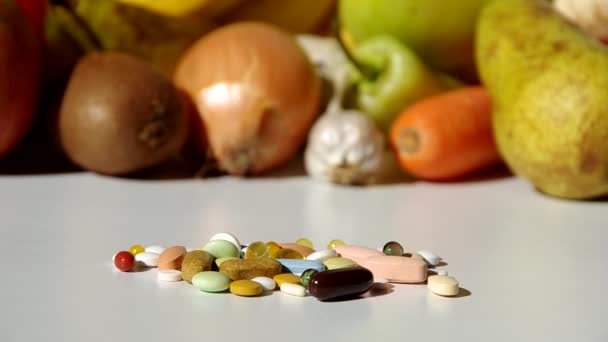 Fruit, vegetables, or medicines ? — Stock Video