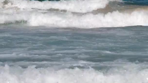 Vagues en mer — Video