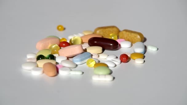 Diferentes tipos de pastillas — Vídeos de Stock