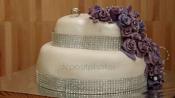 Свадебный торт — стоковое видео