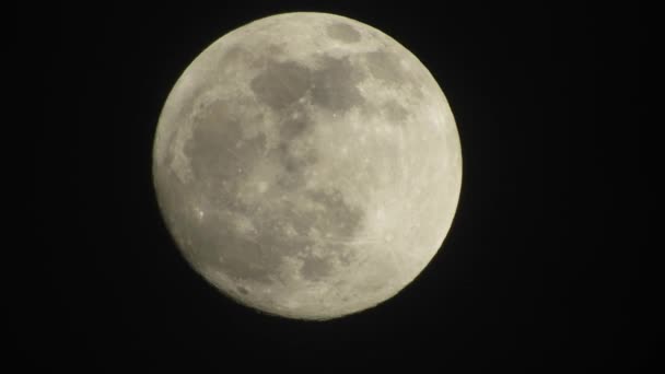 Pleine Lune Par Nuit Nuageuse Nuages Passant Par Lune Tir — Video