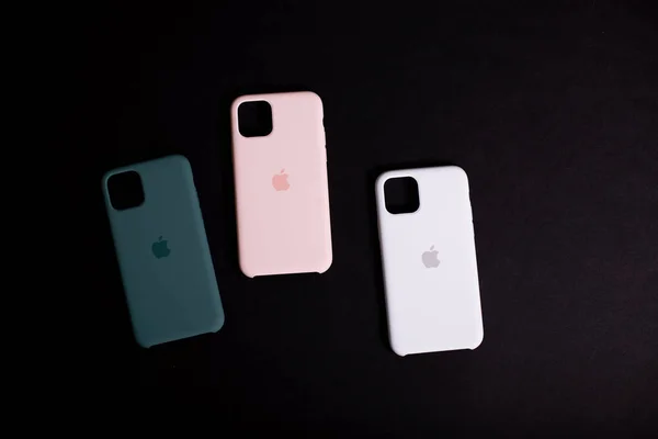 아이폰 아이폰 아이폰 맥스의 오리지널 케이스 액세서리 Colorful Phone Cases — 스톡 사진