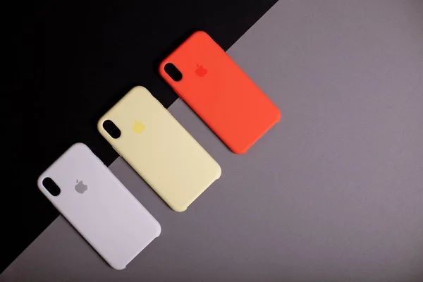 Kolorowe Oryginalne Etui Iphone Iphone Akcesoria Apple Kolorowe Etui Telefoniczne — Zdjęcie stockowe