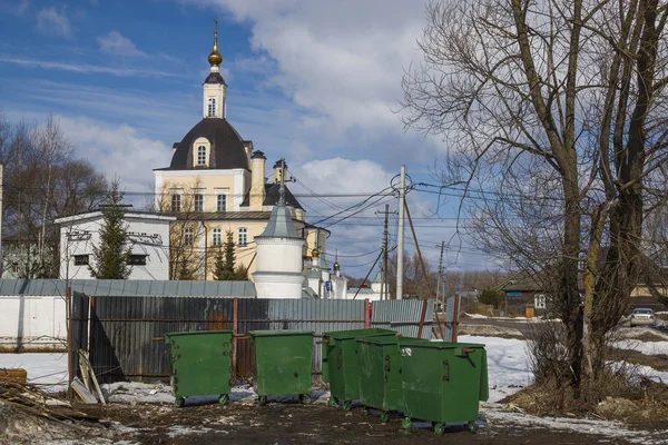 Сміттєві Контейнери Повному Обсязі Сміттям Сміттєві Контейнери Збору Твердих Побутових — стокове фото