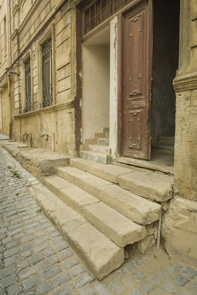 バクー市の中央部の通り アゼルバイジャンの歴史遺産 一里シェアー — ストック写真