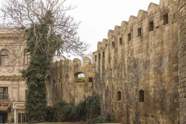 Azerbaycan Cumhuriyeti 'nin Bakü şehrinin eski tarihi caddeleri. Merkez kısmı UNESCO 'nun dünya mirası sahası. .