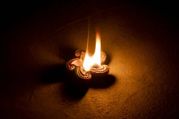 Zářící Hliněná Lampa Tmavé Noci Happy Diwali Světelný Festival Světelná — Stock fotografie