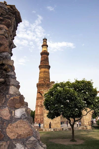 Qutub Minar Património Mundial Tijolos Mais Altos Minarete Mundo Nova — Fotografia de Stock