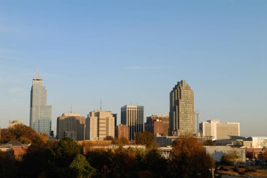 Raliegh North Carolina şehir manzarası geç öğleden sonra SÜ