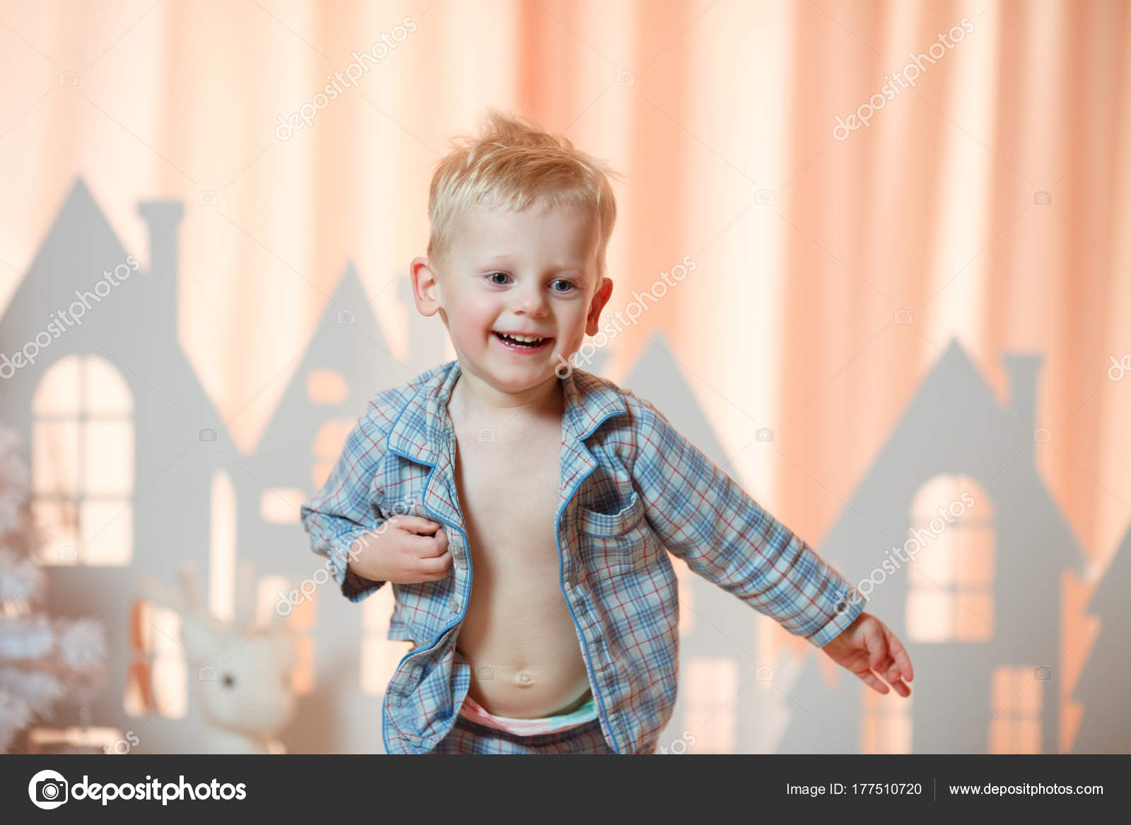 Cute Blonde Hair Little Boy Sleepwear Christmas Toy Paper Houses