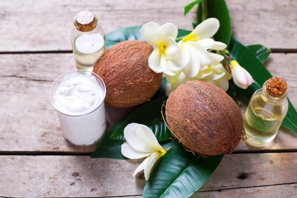 Coco y productos de coco . — Foto de Stock
