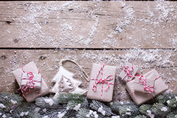 Dekorację świąteczną granicy z prezentami — Zdjęcie stockowe