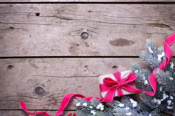 Caixa de presente de Natal embrulhado — Fotografia de Stock