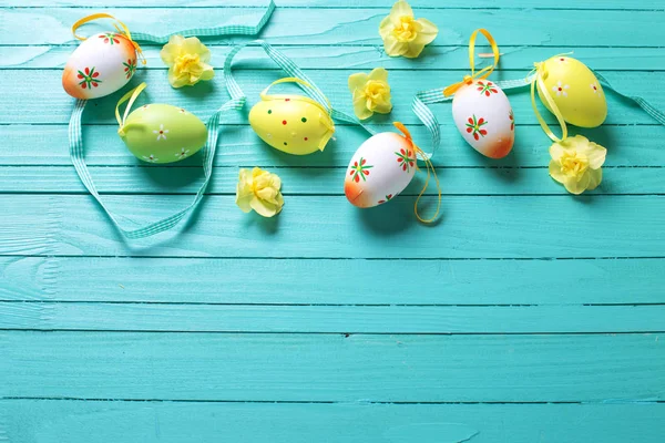 Frontera de huevos de Pascua decorativos — Foto de Stock